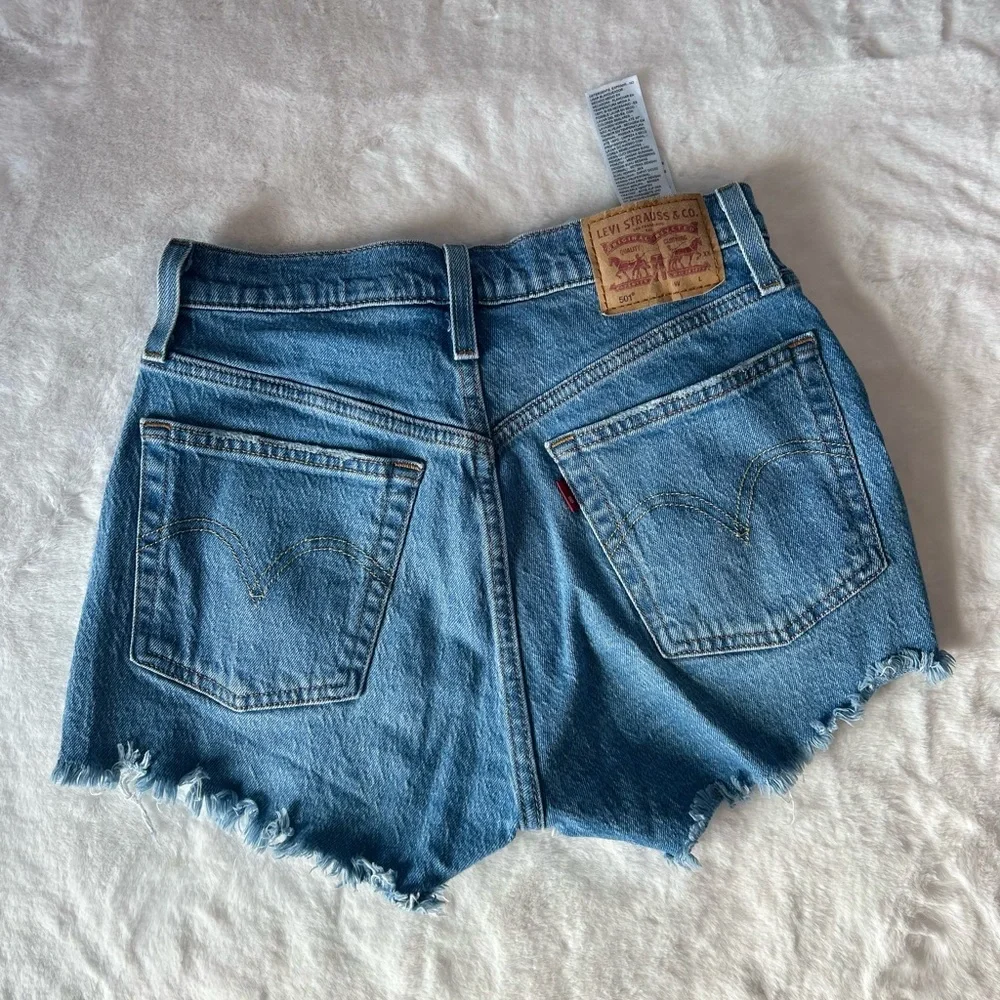 Levi’s 501 High Rise Cutoff Shorts Distressed Raw Hem Sz 25 - Picture 5 of 10